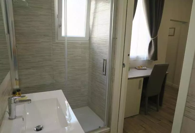 اتاق استاندارد, Elisa Guest House