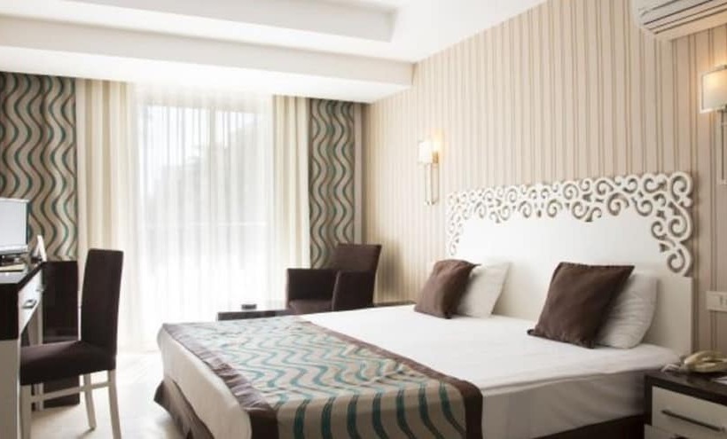 Quarto Familiar Vista Jardim, Horus Paradise Resort - All Inclusive