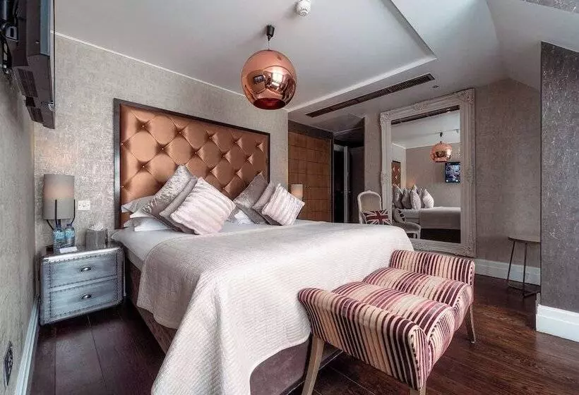 Deluxe Room, Karma Sanctum Soho