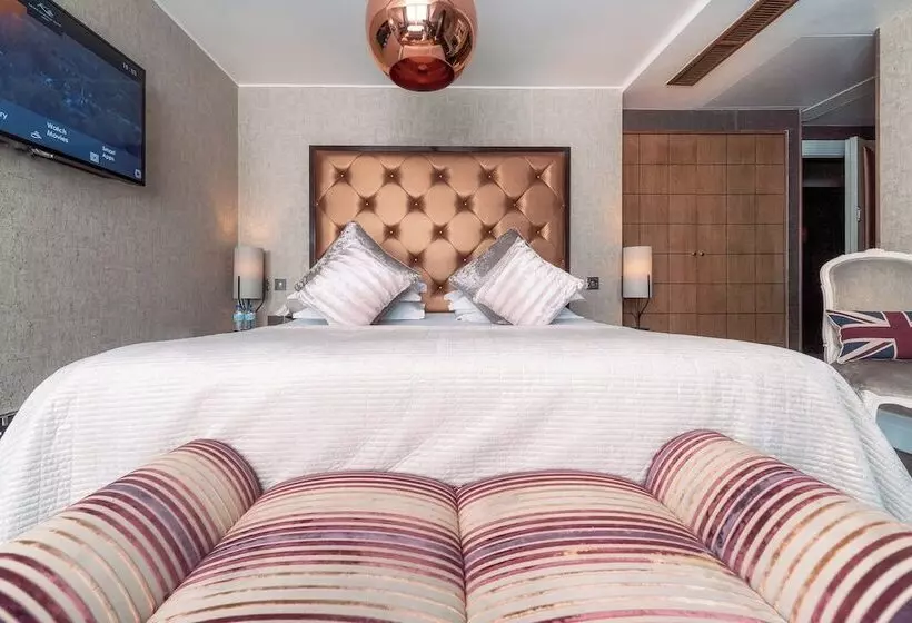 Deluxe Room, Karma Sanctum Soho