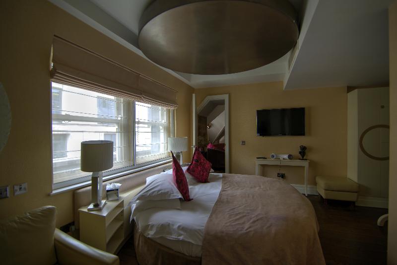 Deluxe Junior Suite, Karma Sanctum Soho