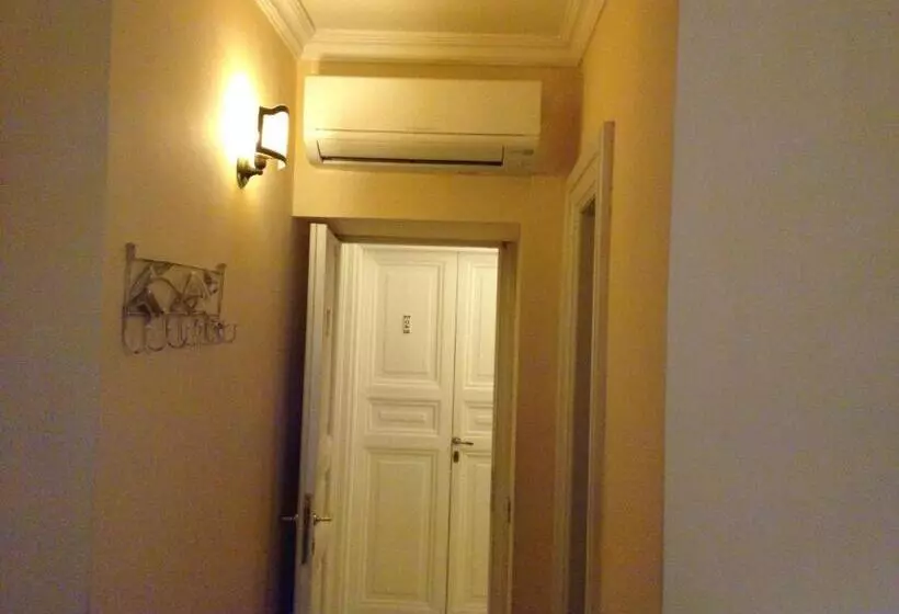 اتاق استاندارد, Marta Guest House
