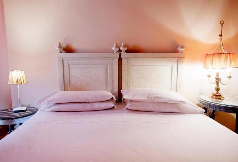 اتاق لوکس, N4u Guest House Florence