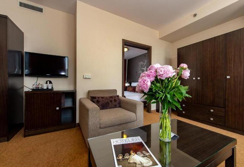 套房, Regnum Residence
