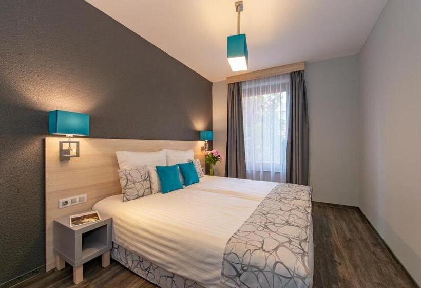 استودیوی سوپریور, Regnum Residence