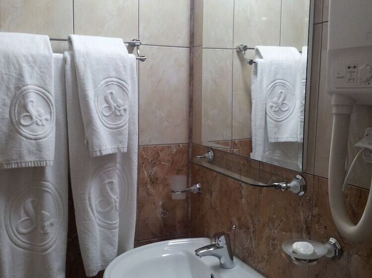 اتاق استاندارد, Sir Colentina