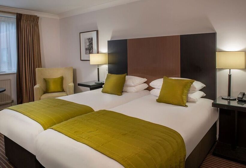 Номер Стандарт, Staverton Park Hotel & Golf Club