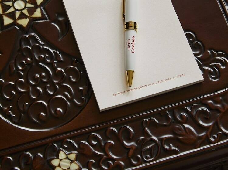 디럭스 룸, The Hotel Chelsea