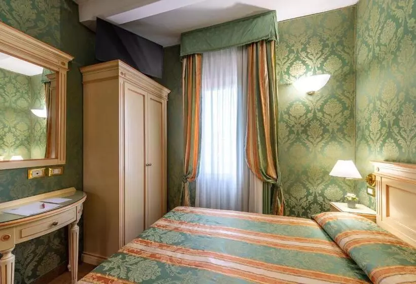 Economy Zimmer, Villa Delle Palme