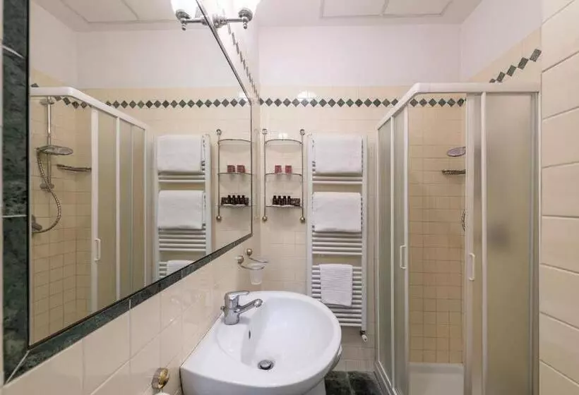 3 Bett Klassisches Zimmer, Villa Delle Palme
