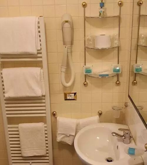 3 Bett Klassisches Zimmer, Villa Delle Palme