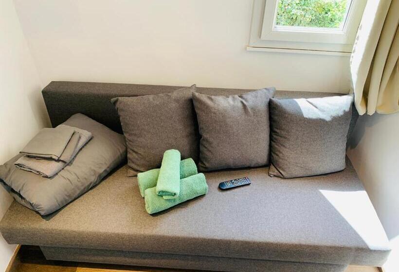 اتاق استاندارد, Chambre Le Merindol