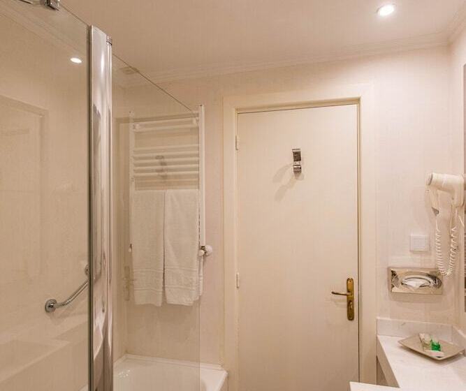 Standard Szoba, Acropole Tunis