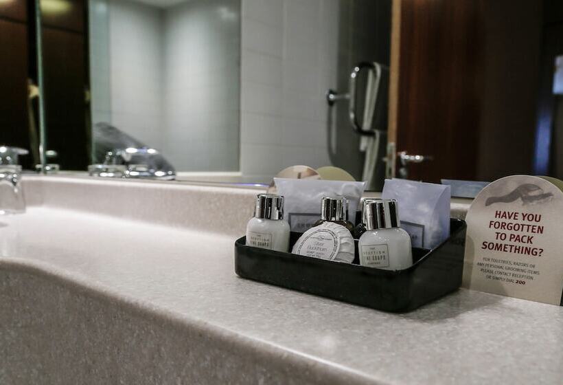 スーペリアールーム, Alona