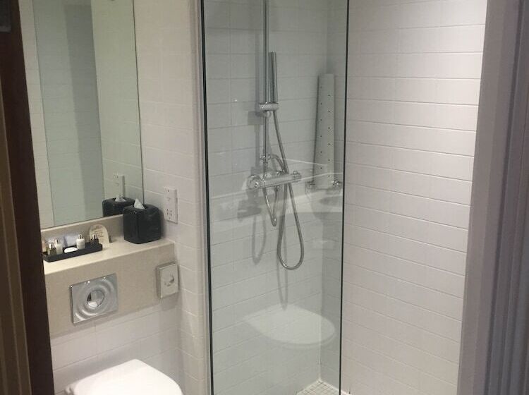 スーペリアールーム, Alona