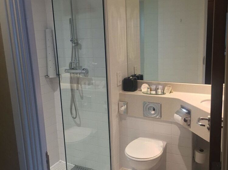 スーペリアールーム, Alona