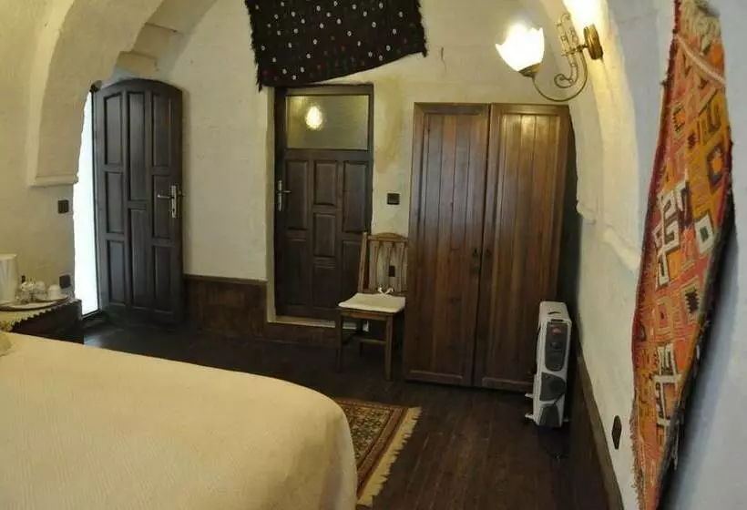 اتاق استاندارد, Aravan Evi