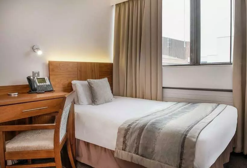 Premium Single Room, Conference Aston Hotel Birmingham City