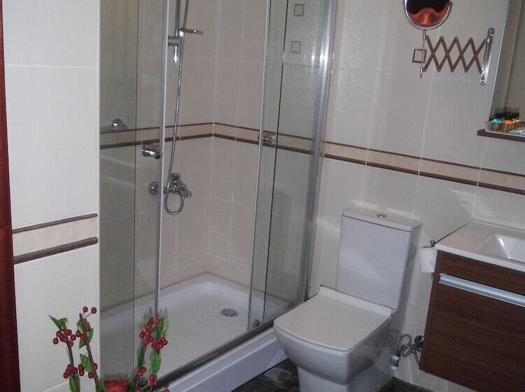 اتاق لوکس, Daphne