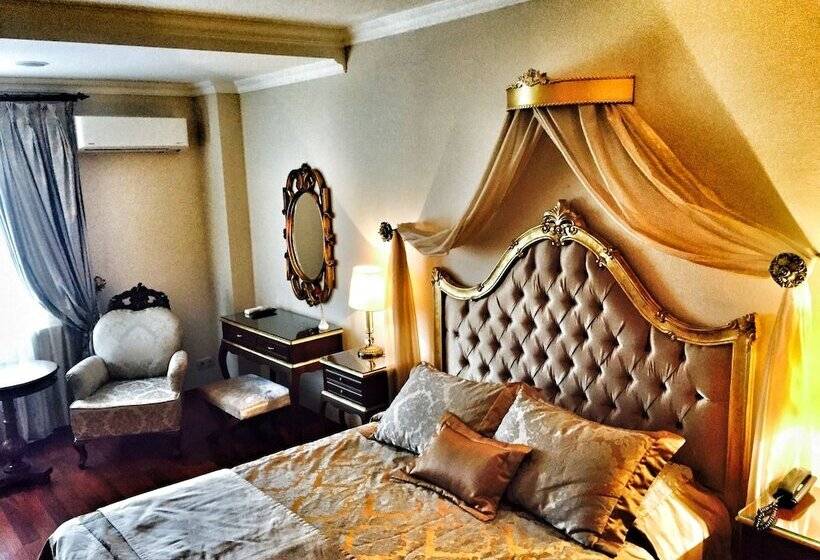 اتاق لوکس, Daphne