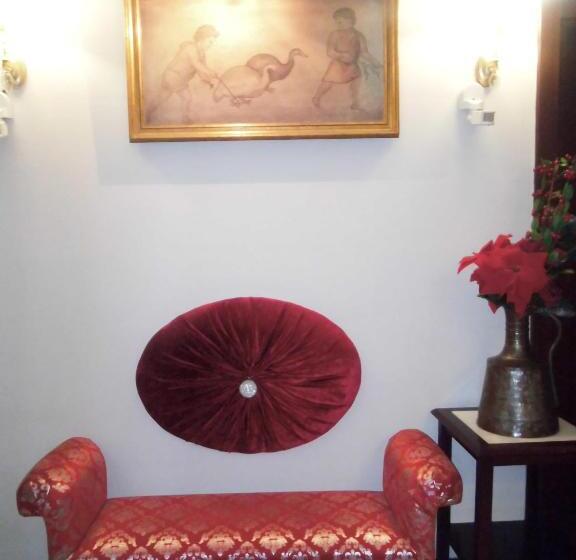 اتاق استاندارد سه نفره, Daphne