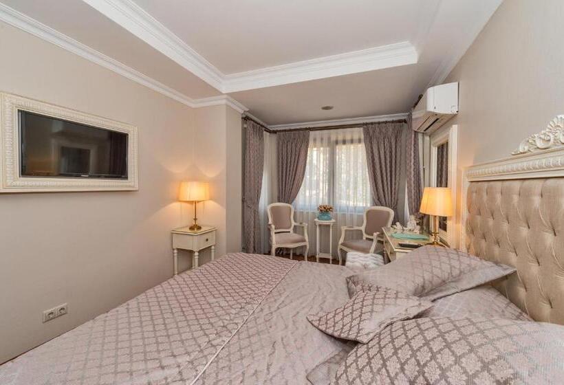 اتاق اکونومی یک تخته, Daphne