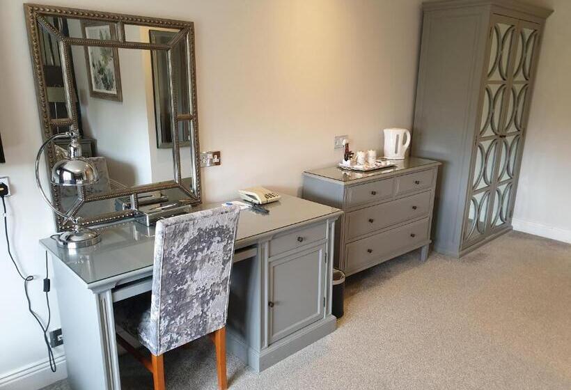 חדר דלוקס, De Rougemont Manor Hotel & Suites