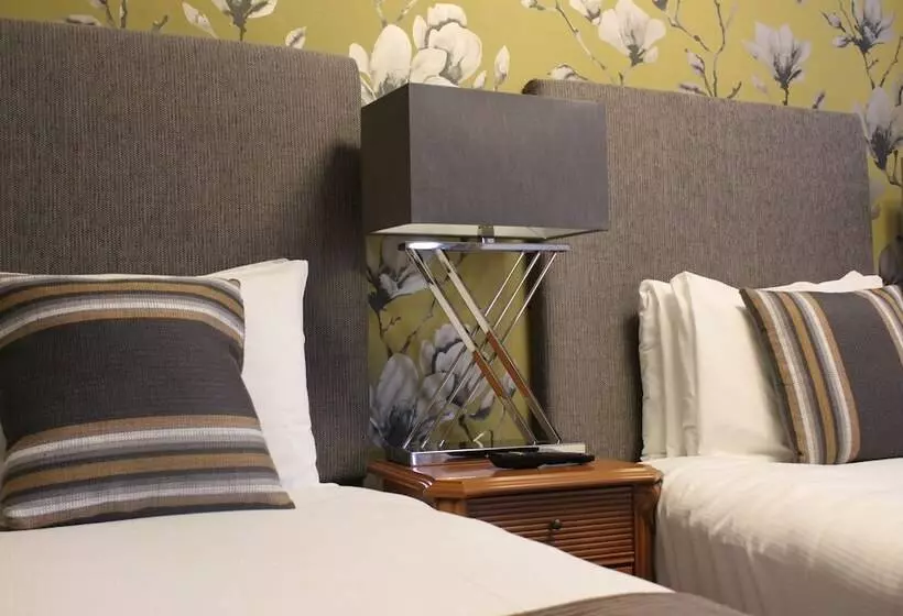 スタンダードルーム, De Rougemont Manor Hotel & Suites