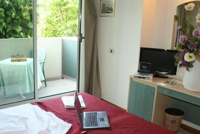 스탠다드 룸, Elvezia