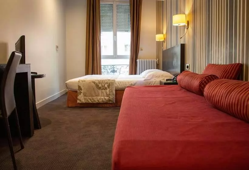 اتاق استاندارد سه نفره, Grand Hôtel D Orléans