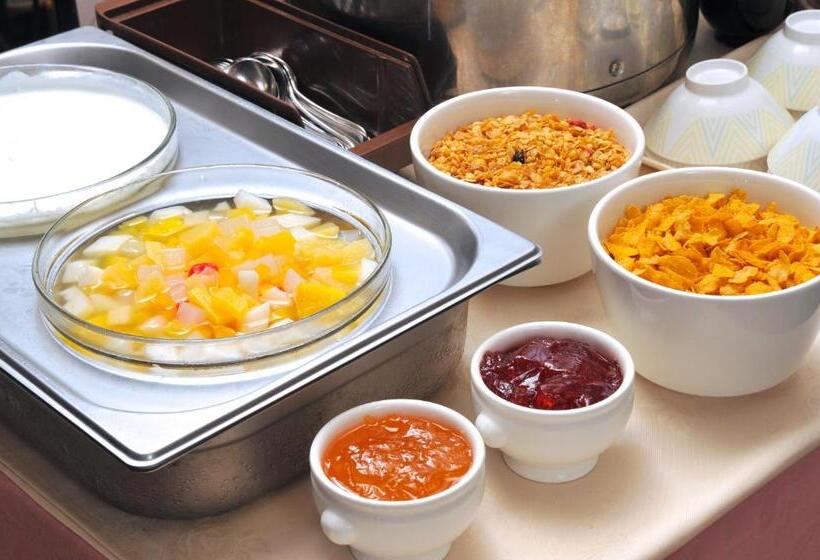 Номер Economy, Listel Shinjuku