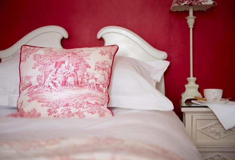 Номер Стандарт Индивидуальный, The Claremont