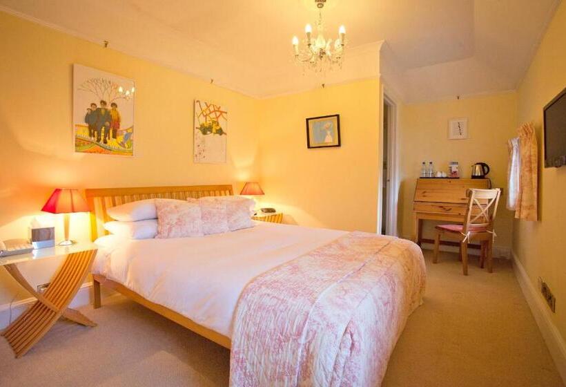 Классический Номер, The Claremont