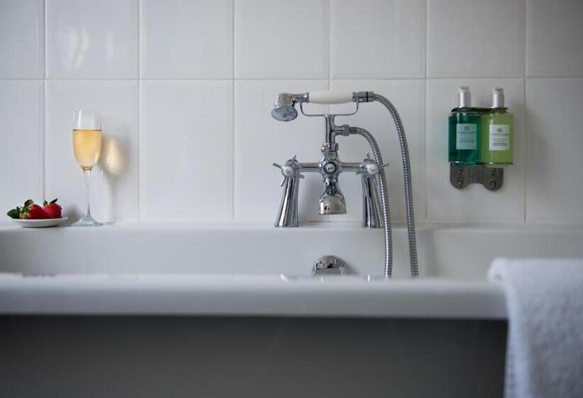 Номер Deluxe, The Claremont