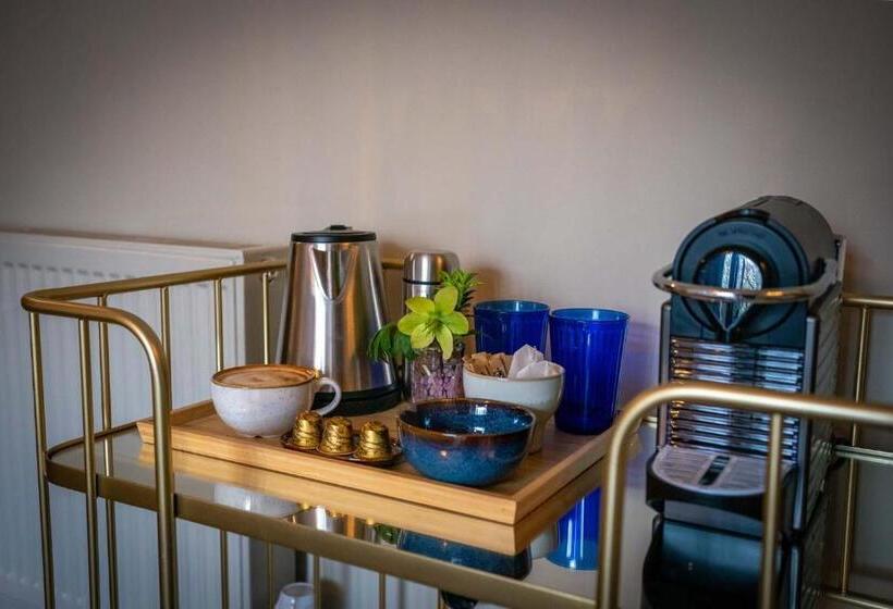 Номер Deluxe, The Crown Inn