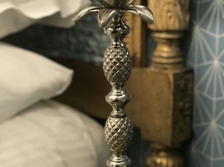 اتاق لوکس, The Somerville