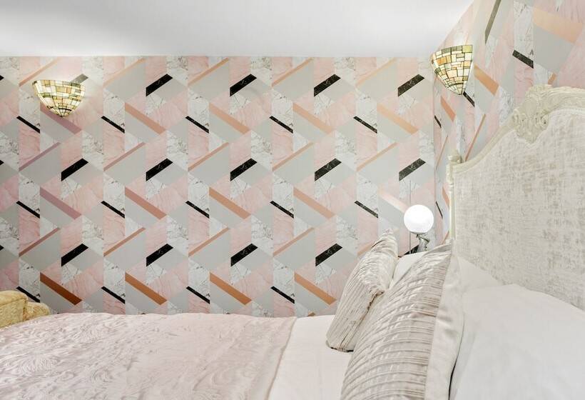 سوییت جونیور, The Somerville