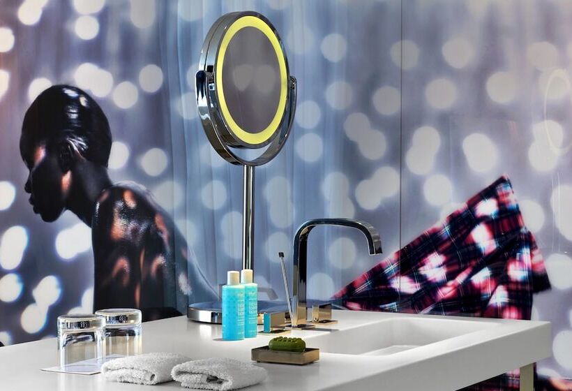 スイート, W London