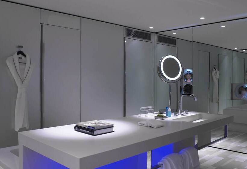 スイート, W London