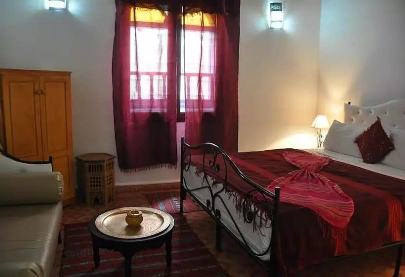 Standard Yhden Hengen Huone, Riad Chakir Mogador