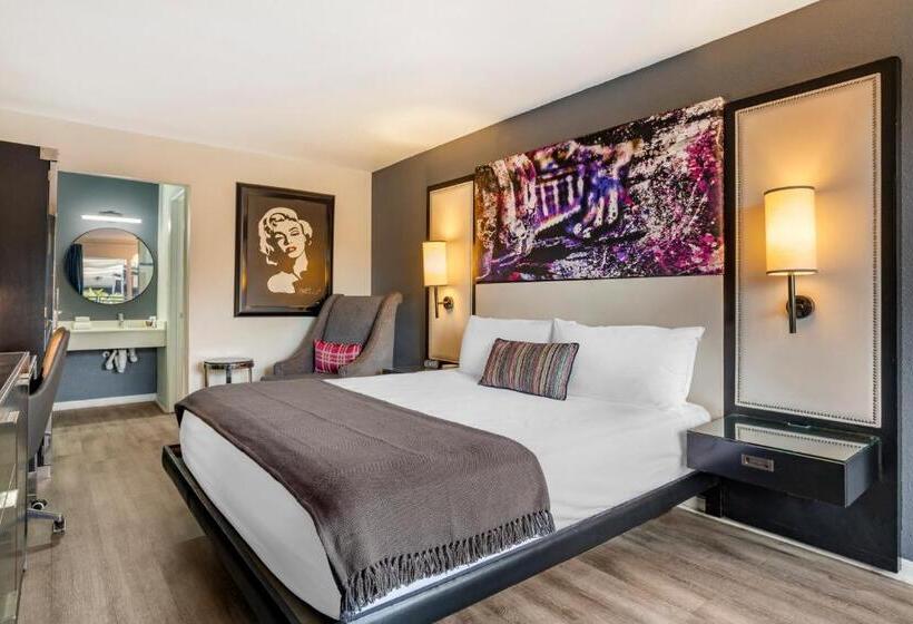 חדר סטנדרט, מיטת קינג, מותאם לאדם עם מוגבלויות, Heights House Hotel, Ascend Hotel Collection