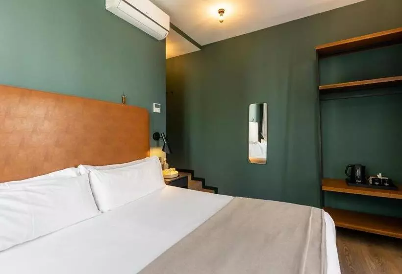 اتاق استاندارد با بالکن, Uma Suites Atocha