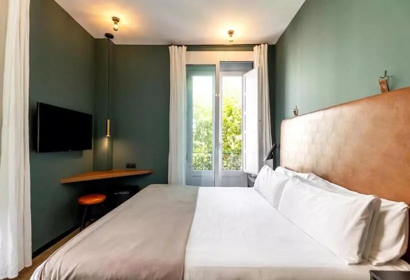 اتاق استاندارد با بالکن, Uma Suites Atocha