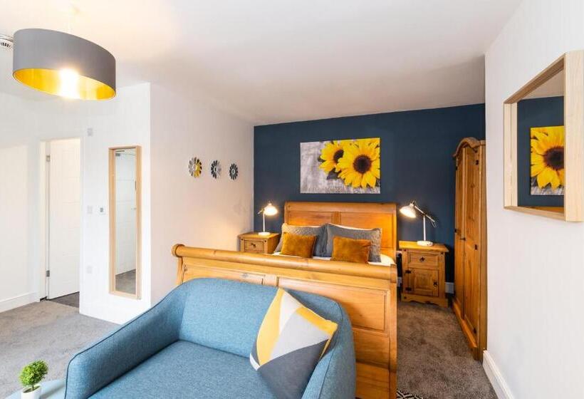 חדר דחוקס עם מיטת קינג, Bricksage Rooms, King S Lynn South Gate