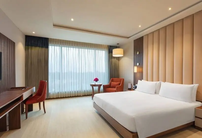 اتاق لوکس, Fortune Park Airport Road, Hubballi   Member Itc S Hotel Group