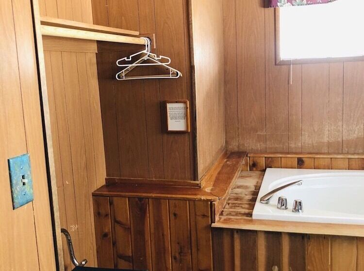 קוטג'' סופריור, Mountain View Cabins