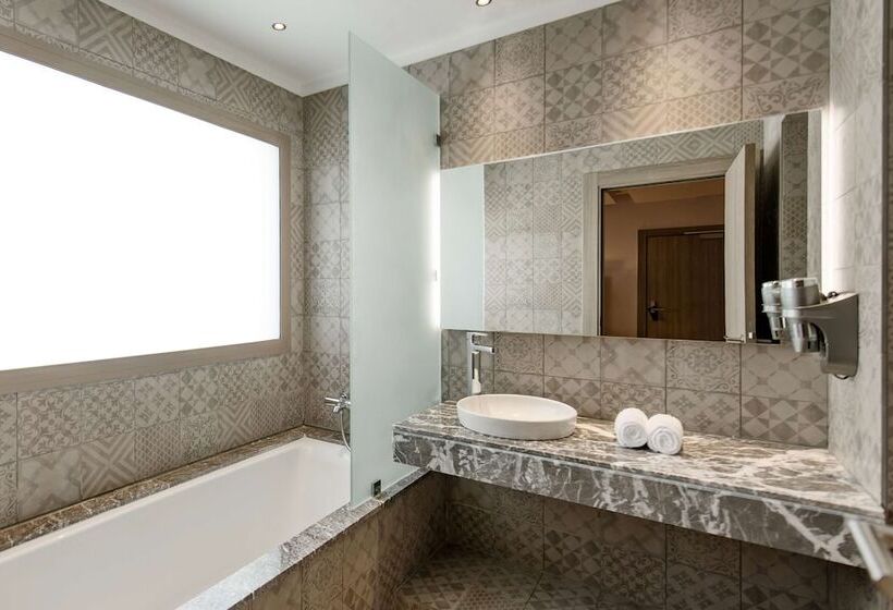 غرفة تنفيذية, Radisson Blu Resort Al Hoceima