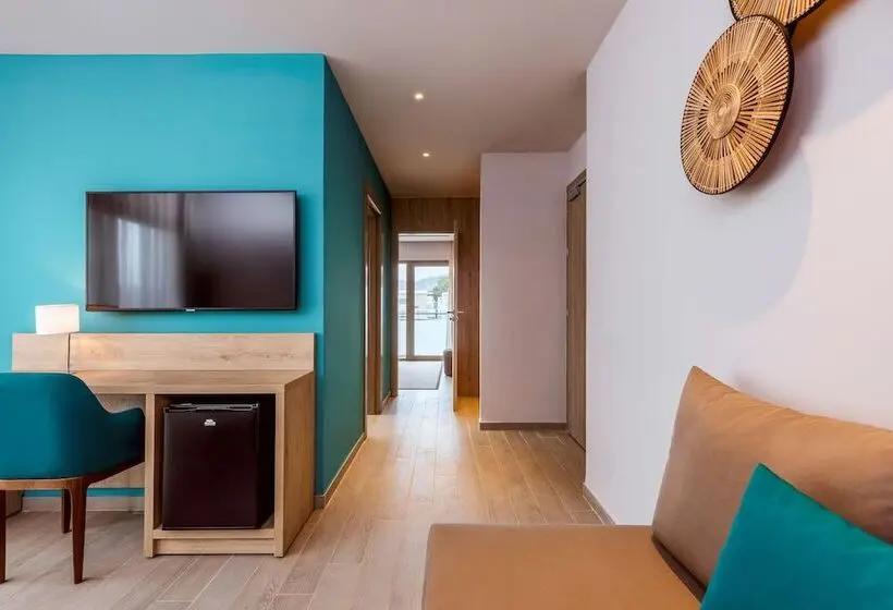 バルコニー付スイート, Radisson Blu Resort Al Hoceima