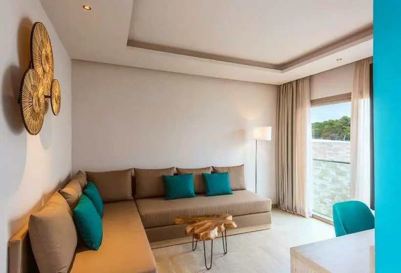 バルコニー付きジュニアスイート, Radisson Blu Resort Al Hoceima
