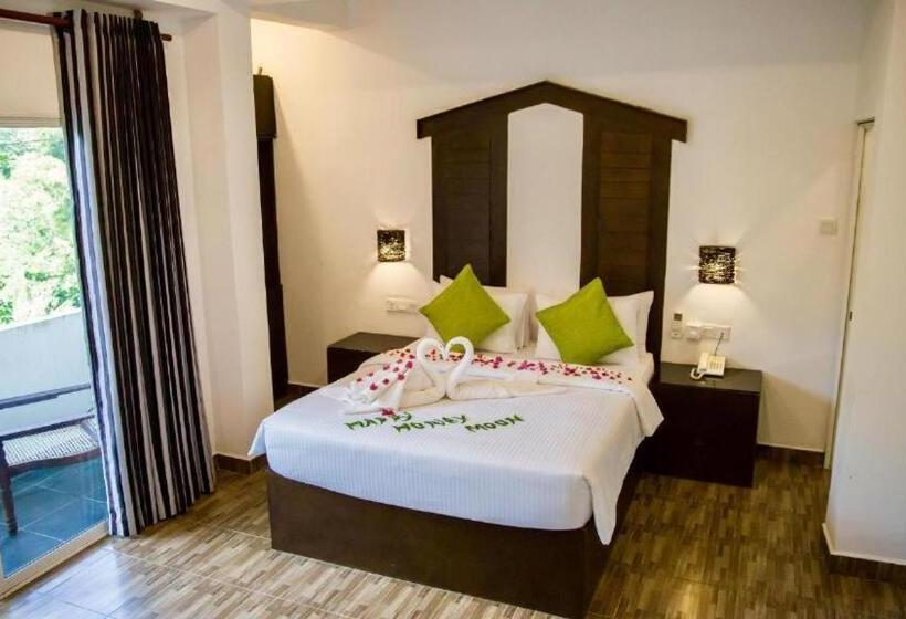 발코니 수피리어 룸, Sundaras Resort & Spa Dambulla